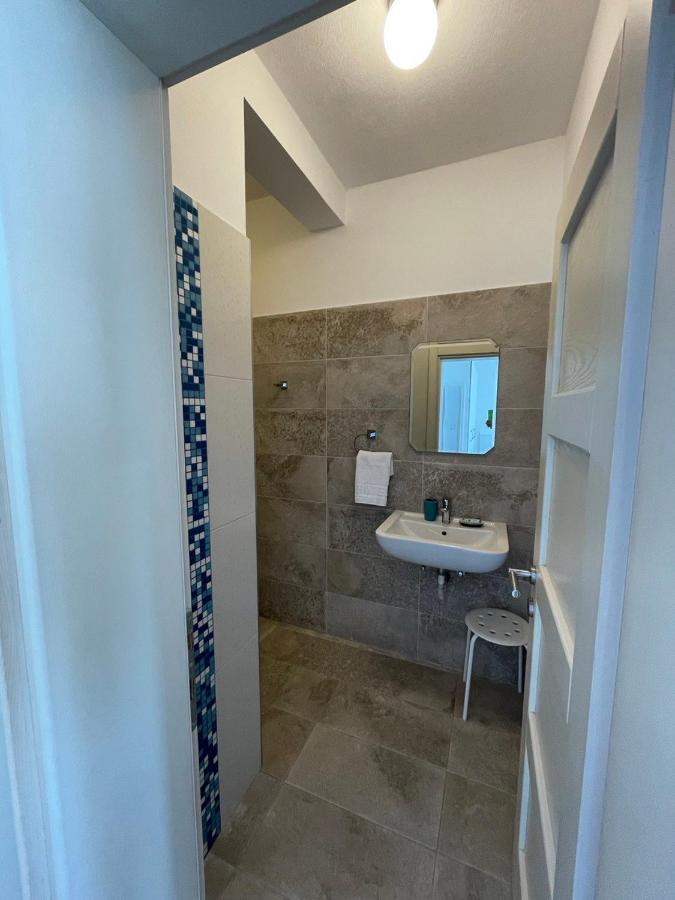סוטומורה Two Palms Apartment מראה חיצוני תמונה